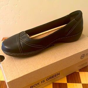 Clark’s Woman’s Shoe